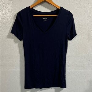 Mossimo Supply Co. Women's Navy V-Neck Tee m long